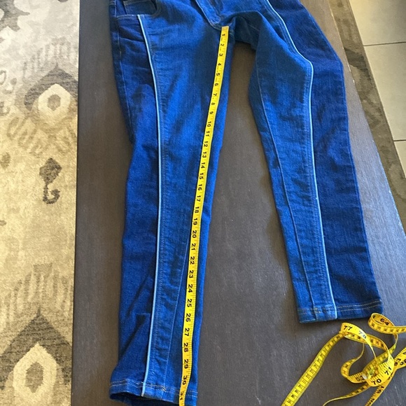 Super cute color block skinny jeans! - Picture 8 of 9